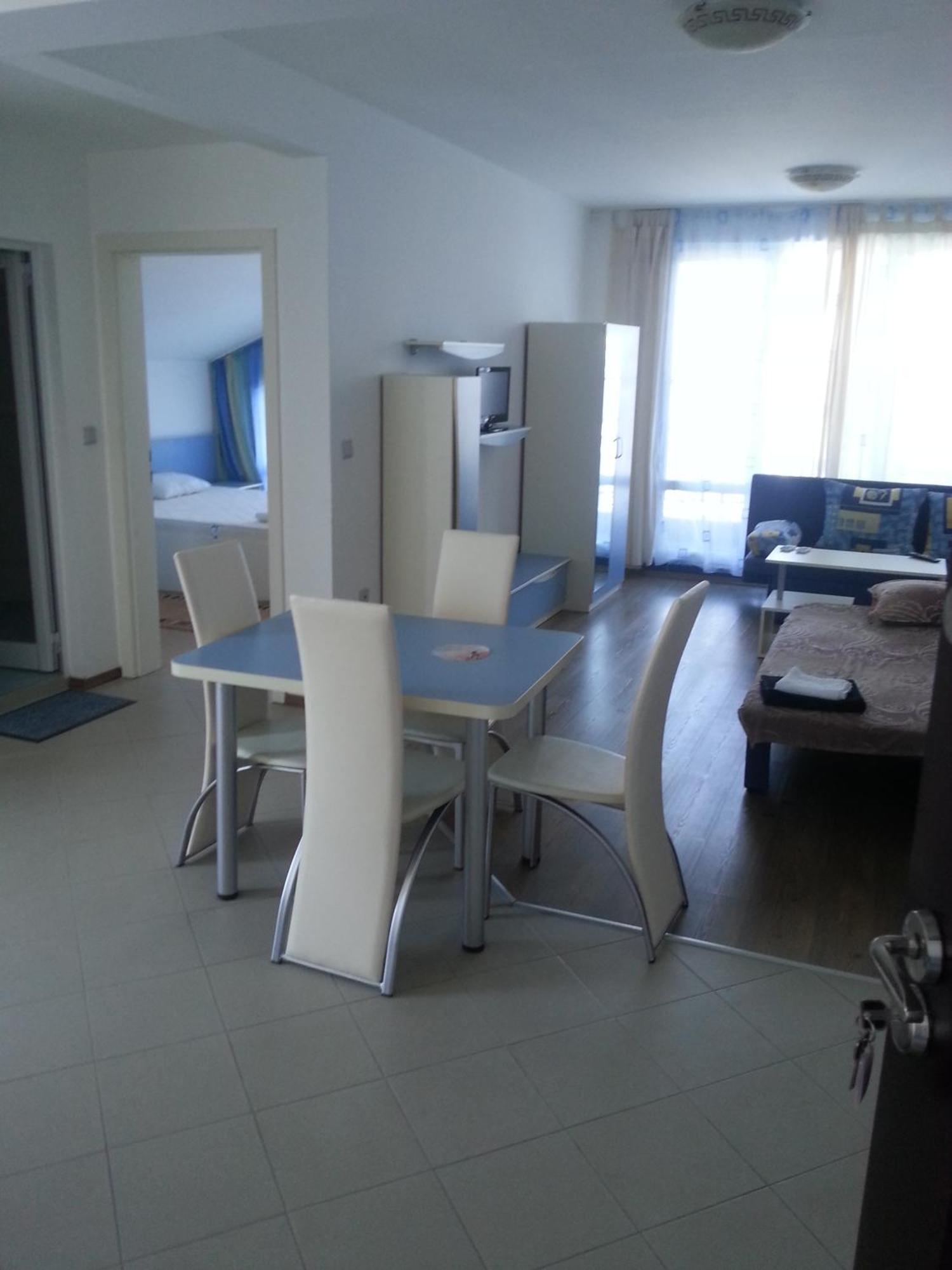 Blue Bay Palace Apart Complex Pomorie Quarto foto