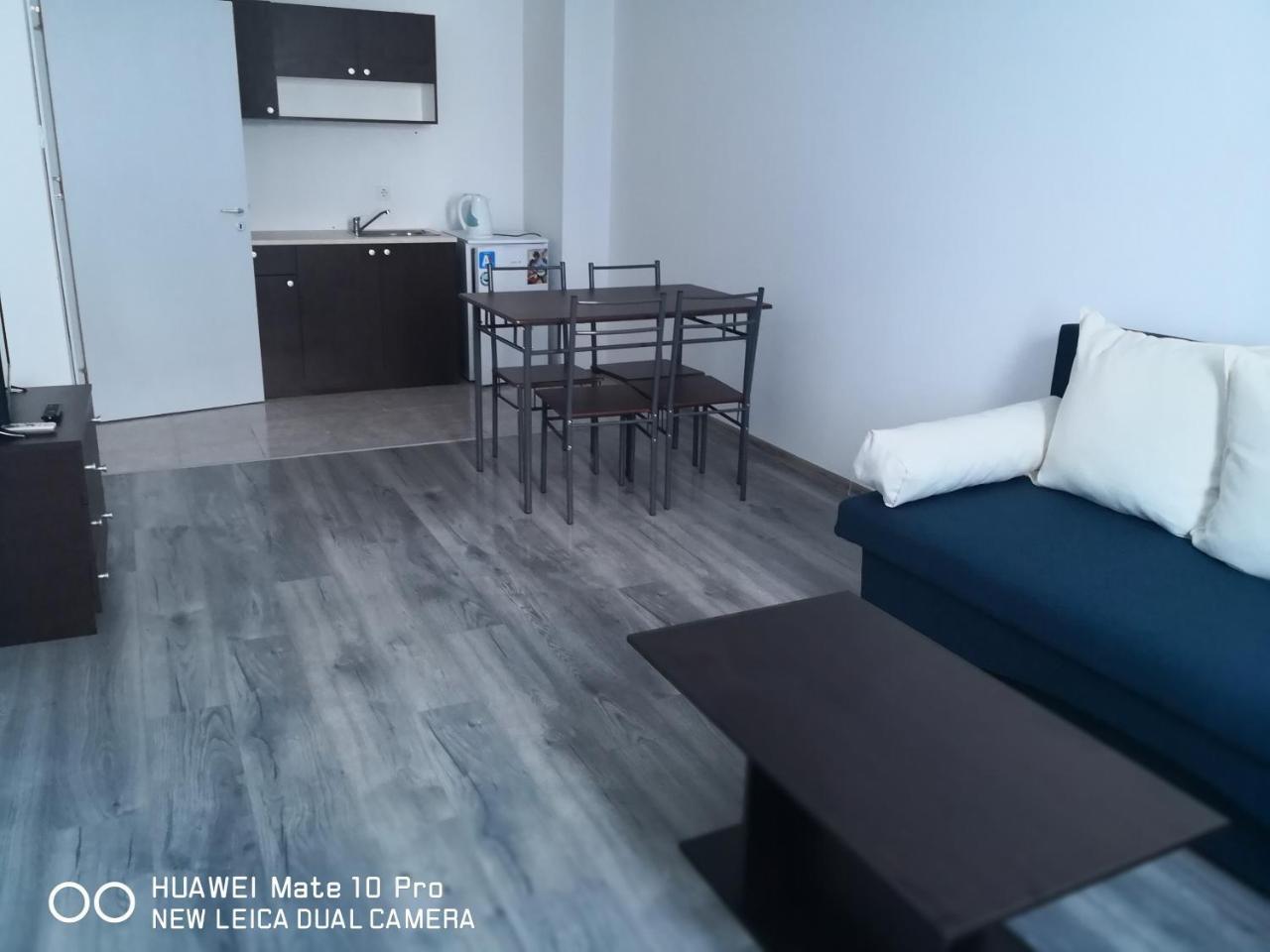 Blue Bay Palace Apart Complex Pomorie Exterior foto