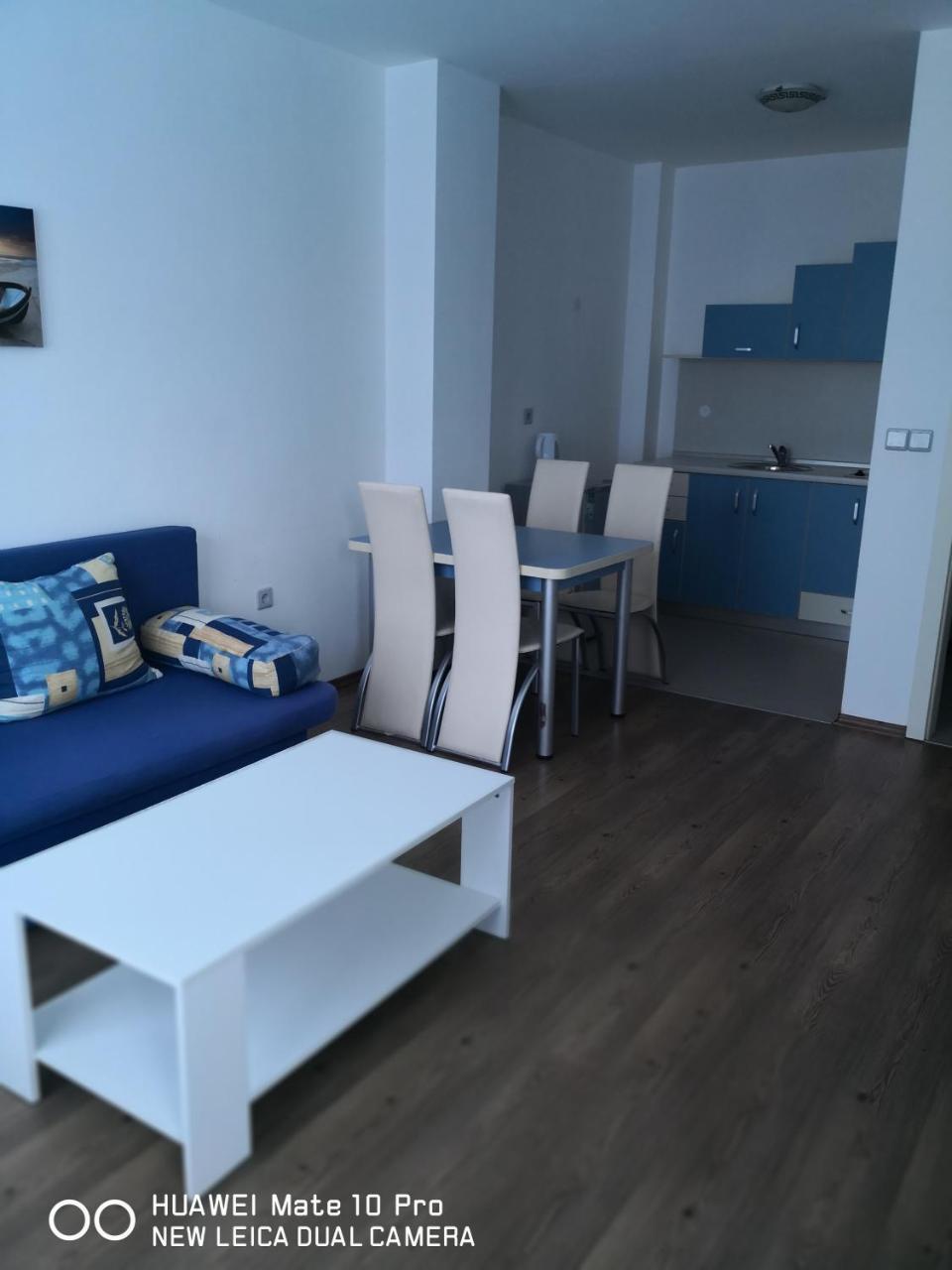 Blue Bay Palace Apart Complex Pomorie Exterior foto